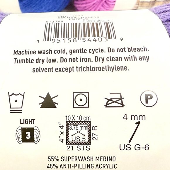 Cozy Wool Merino Yarn Skeins by Loops & Threads - Four Color Lot - Picture 4 of 10